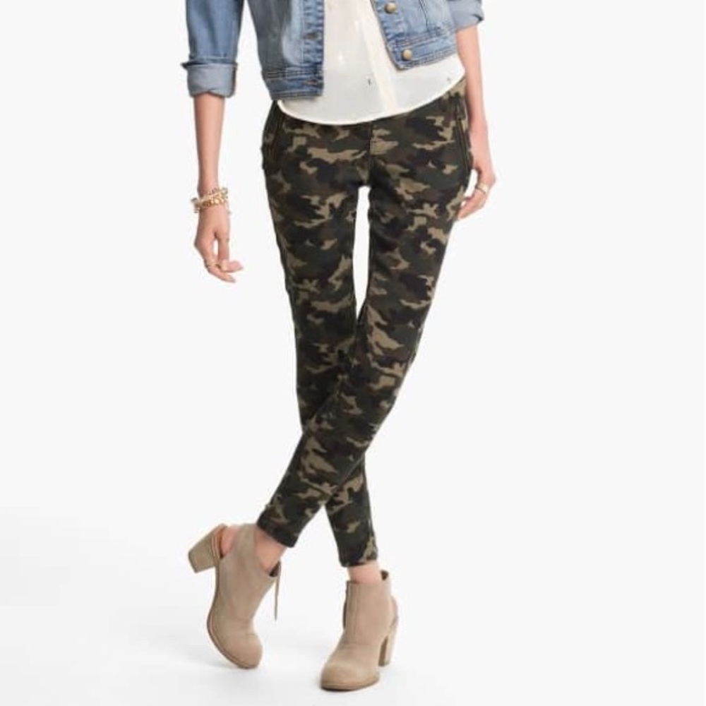 Camo Print Skinny Jeans